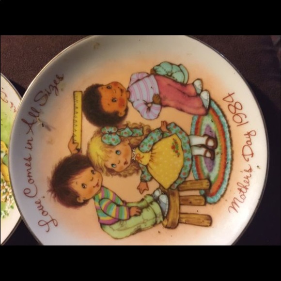 Avon Mother’s Day collectible plates 1981-1986 - Picture 5 of 6